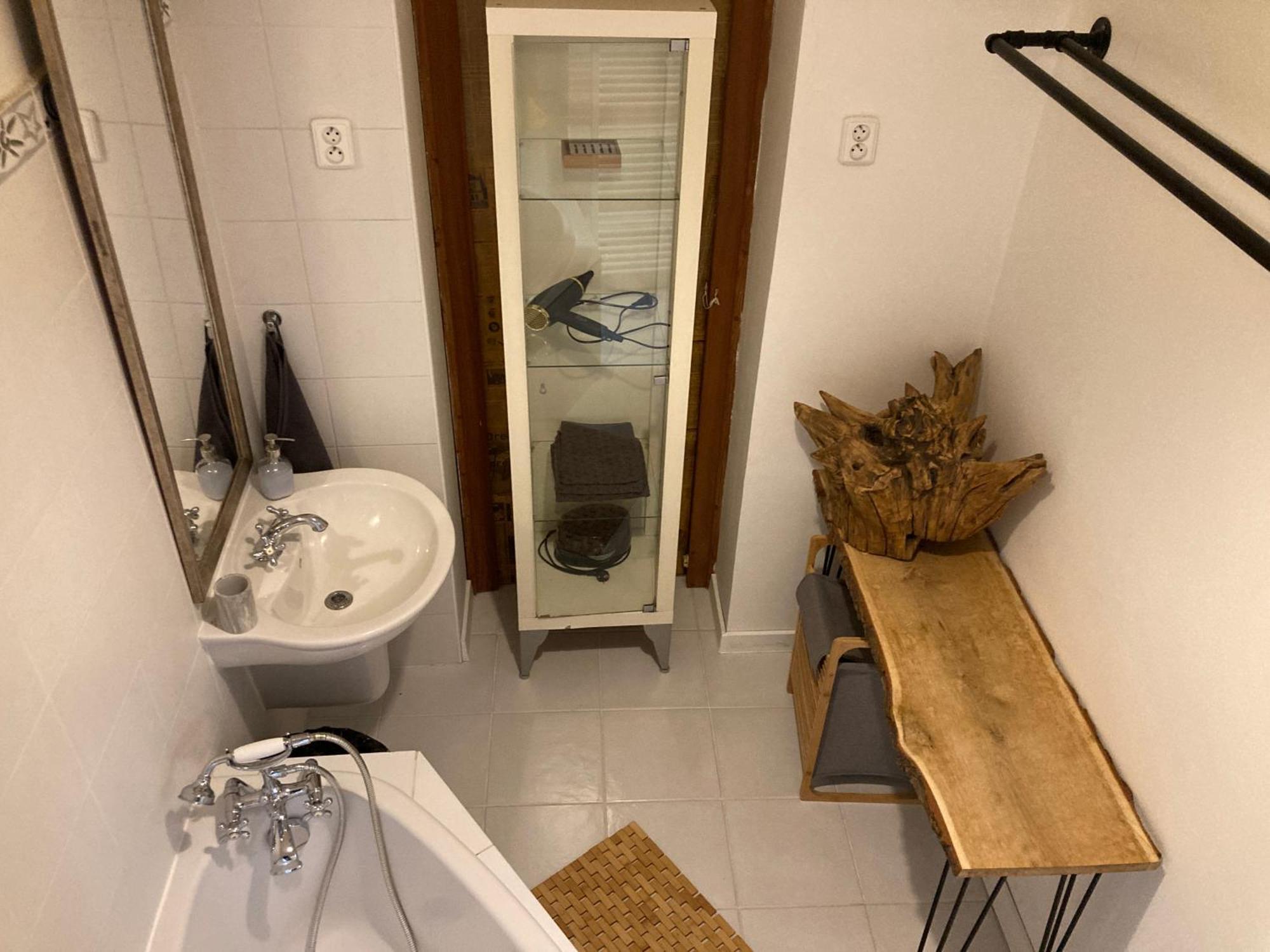 ברטיסלאבה Downtown 3 Bdr Charm - Walk To All Attractions מראה חיצוני תמונה