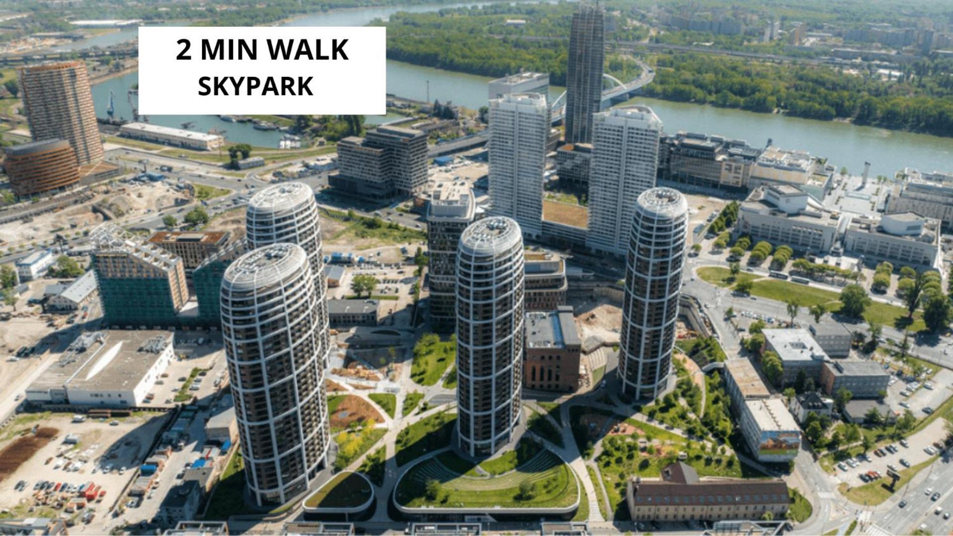 ברטיסלאבה Downtown 3 Bdr Charm - Walk To All Attractions מראה חיצוני תמונה